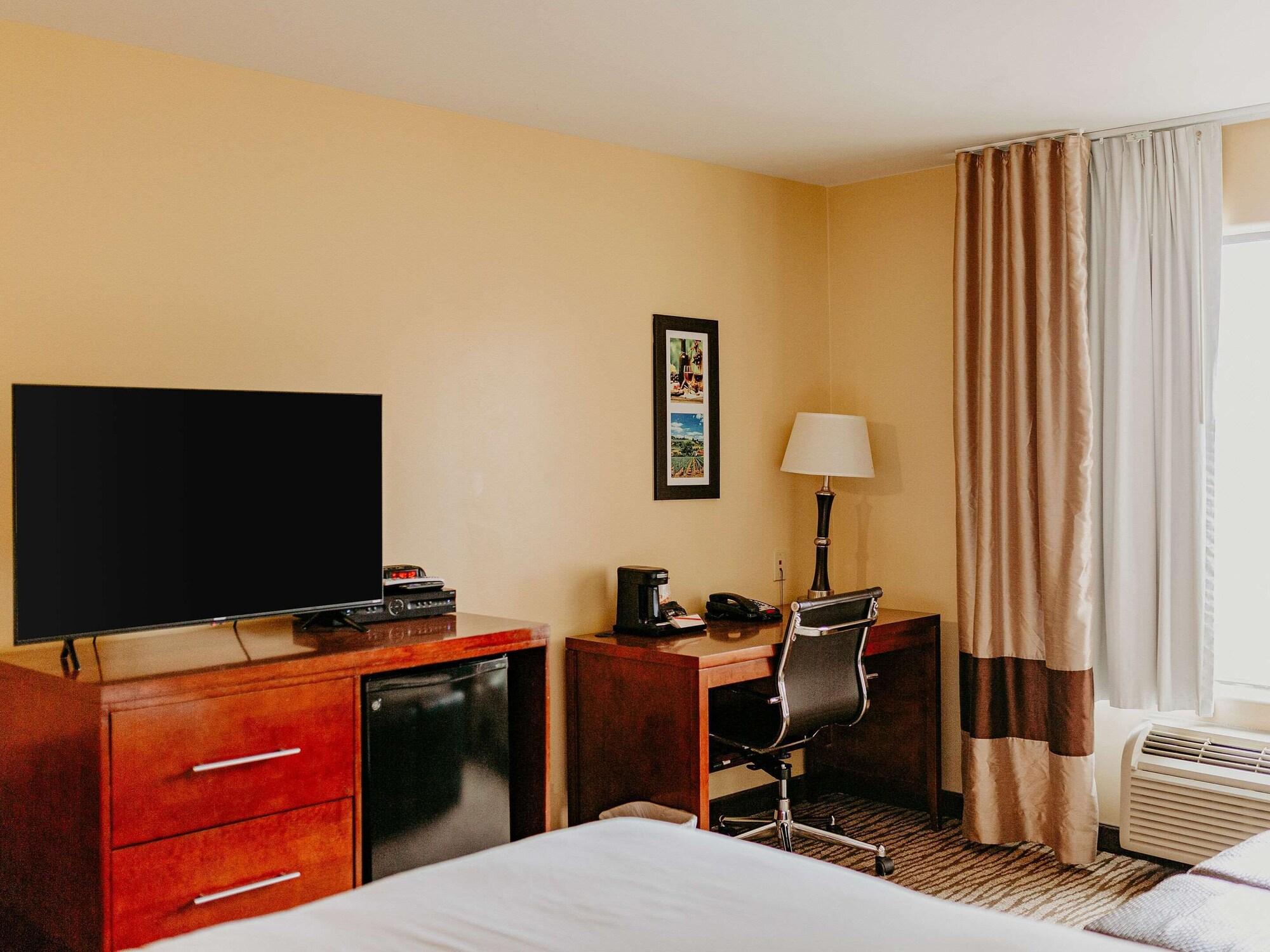 Comfort Inn Pomona Near Fairplex Exteriör bild
